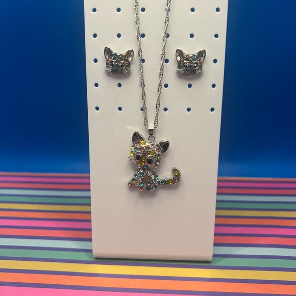 NWOT - Multi-Colored Rhinestone Kitty Necklace AND Earrings!!!! - Picture 8 of 8